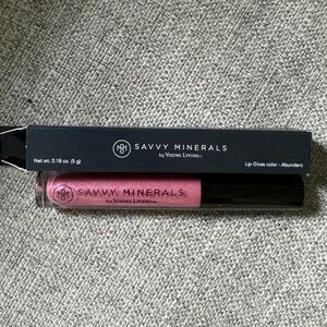 Young Living Savvy Minerals Lipgloss